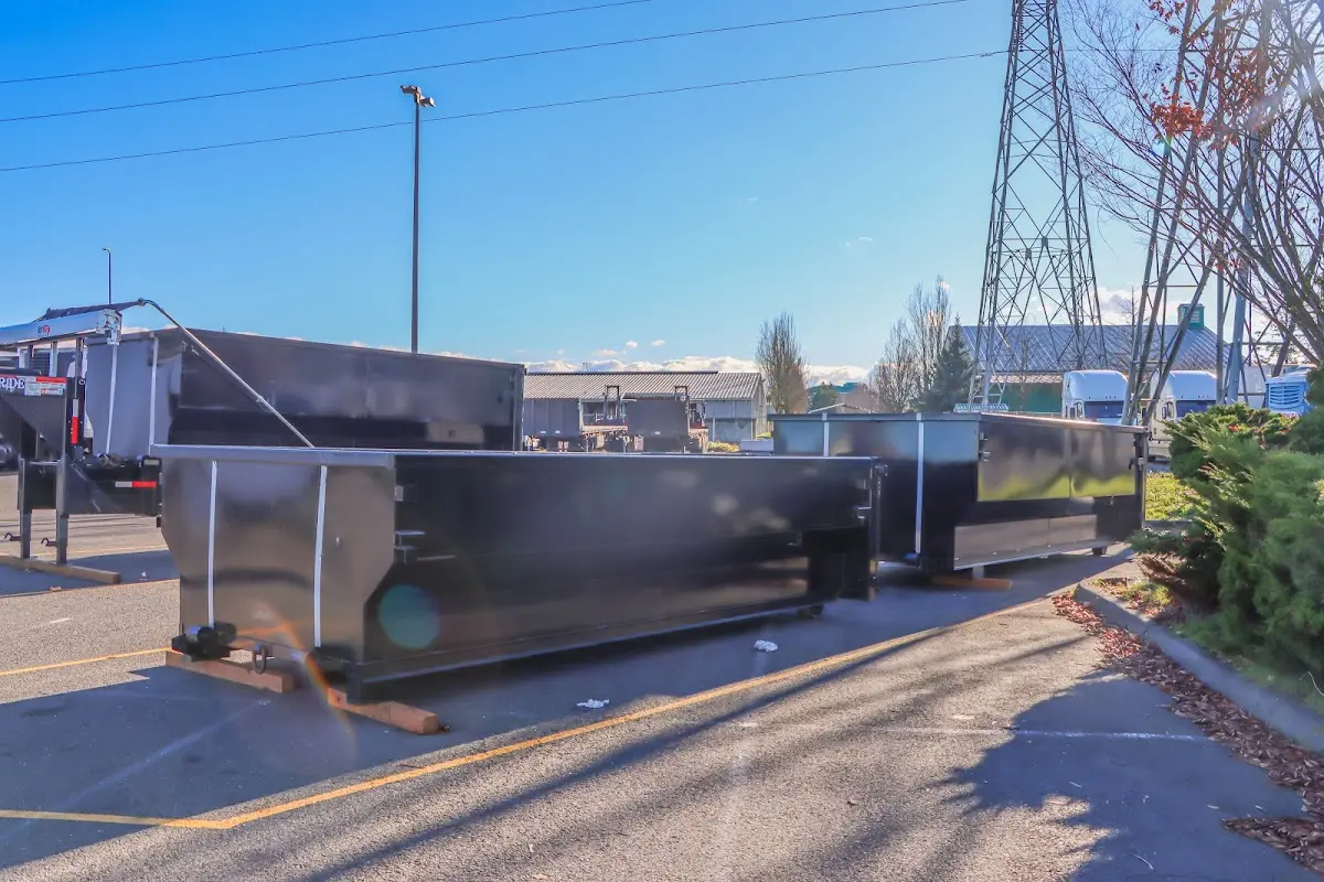 Professional dumpster rental and junk removal service in Pembroke